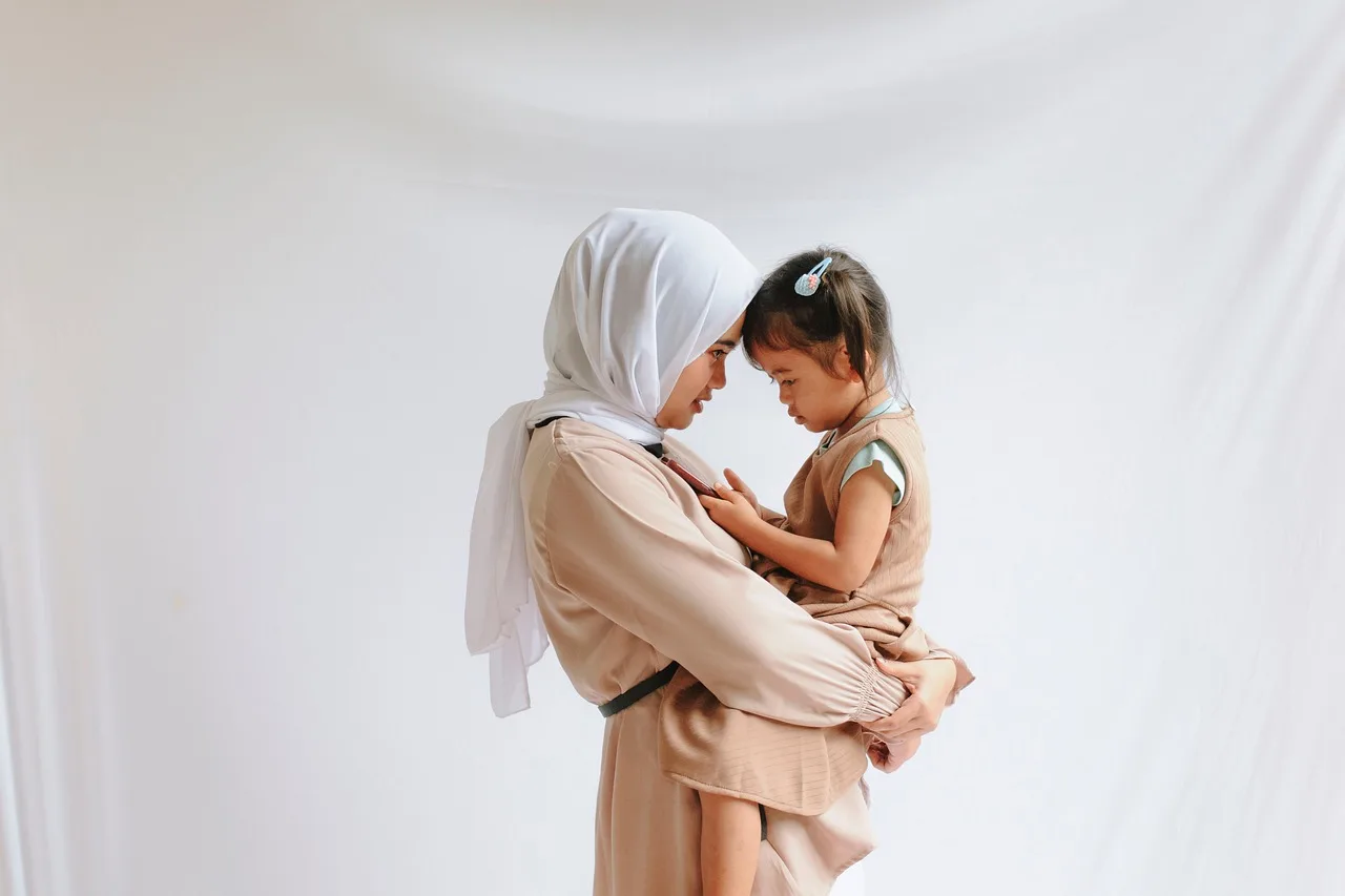 motherhood, mother and daughter, happy mothers day, hug, childhood, girl, kid, daughter, mother, indonesia, affection, mom, mum